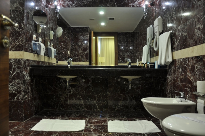 Imagen de la habitación del Hotel Bera Konya. Foto 15