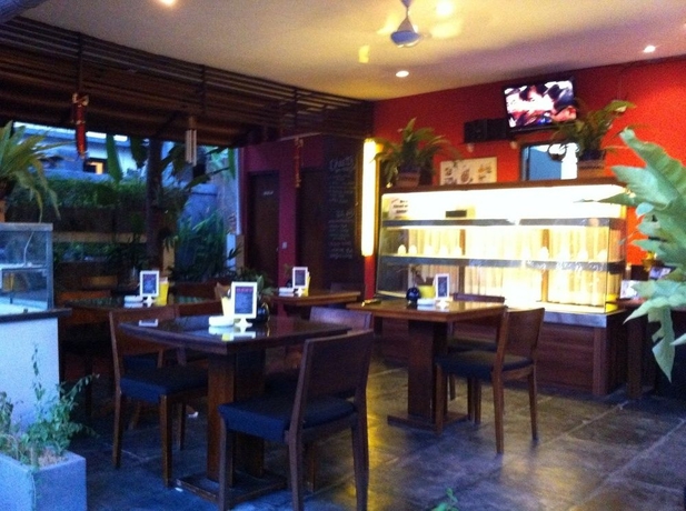 Imagen del bar/restaurante del Hotel Berawa Beach Residence. Foto 2