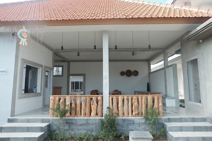 Imagen de los interiores del Hotel Berawa Dini Guesthouse. Foto 17