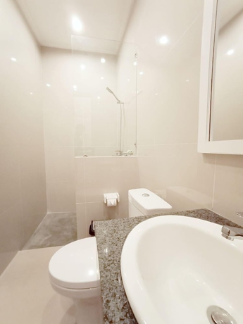 Imagen de la habitación del Hotel Berawa Dini Guesthouse. Foto 14