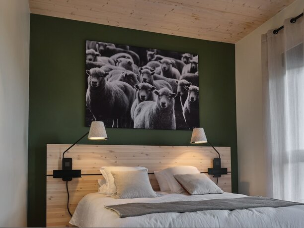 Imagen de la habitación del Hotel Bercail. Foto 12