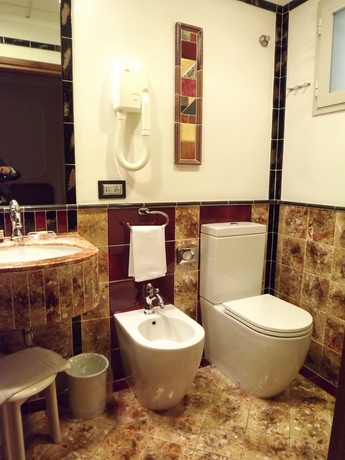 Imagen de la habitación del Hotel Berchielli. Foto 4