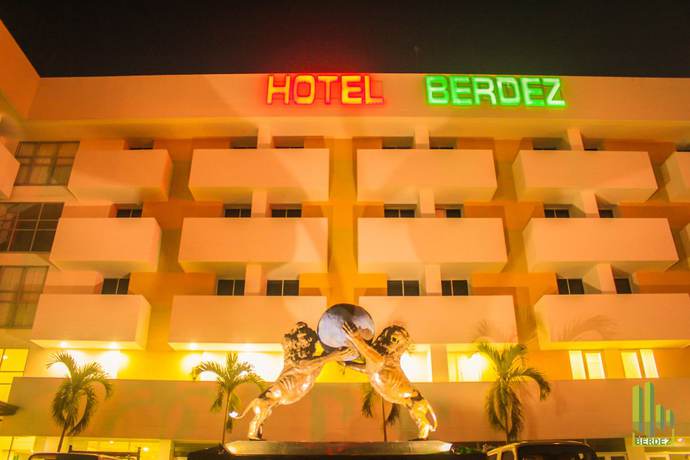 Imagen general del Hotel Berdez. Foto 1