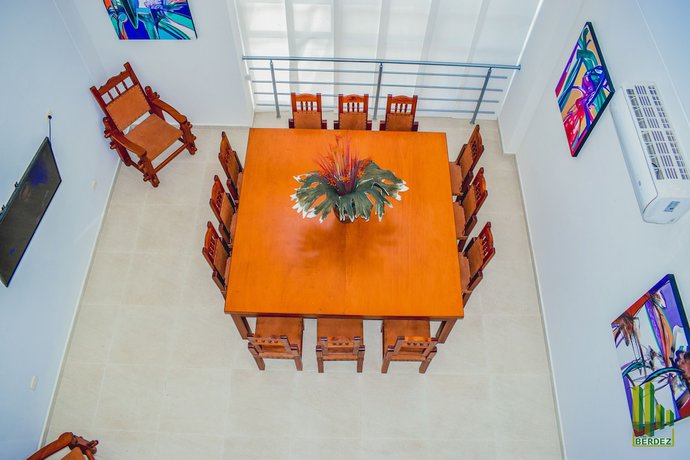 Imagen de la habitación del Hotel Berdez. Foto 6