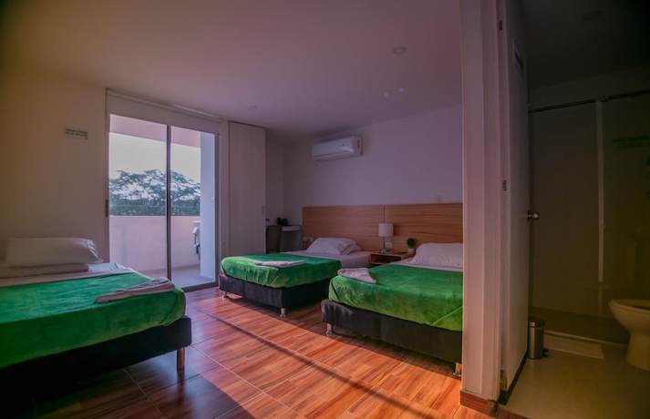 Imagen de la habitación del Hotel Berdez. Foto 7