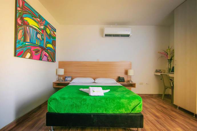 Imagen de la habitación del Hotel Berdez. Foto 12