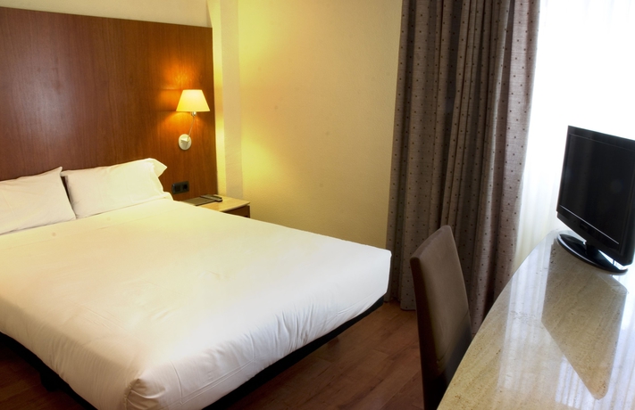 Imagen de la habitación del Hotel Berenguer Iv. Foto 11