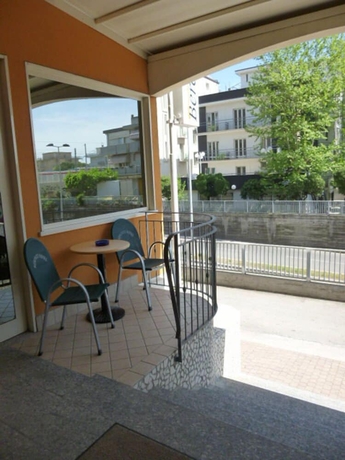 Imagen de los exteriores del Hotel Berenice. Foto 15