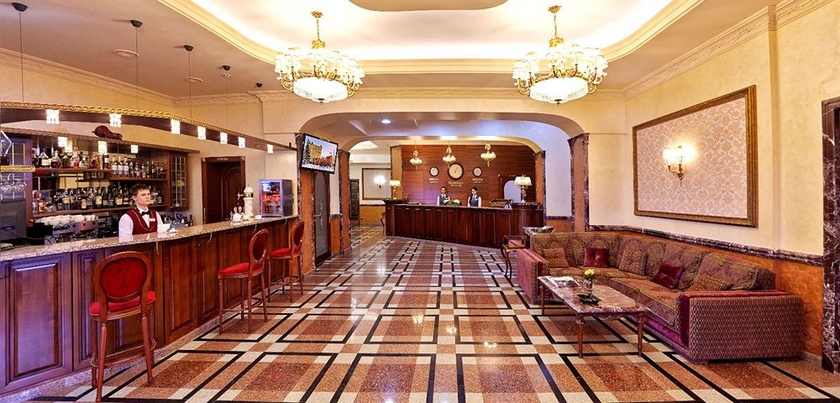 Imagen del bar/restaurante del Hotel Berezka, Cheli&aacute;binsk. Foto 2