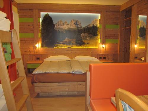 Imagen de la habitación del Hotel Berg Latemar Spitze. Foto 11
