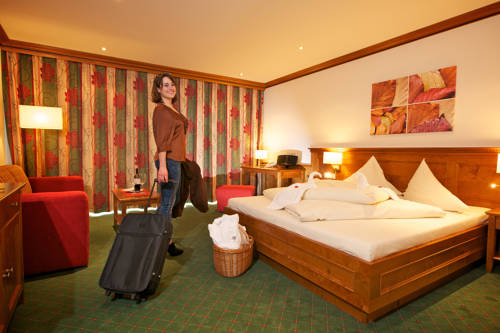 Imagen de la habitación del Hotel Berg Spa and Zamangspitze. Foto 4