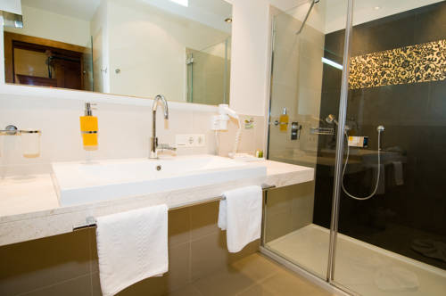 Imagen de la habitación del Hotel Berg Spa and Zamangspitze. Foto 5