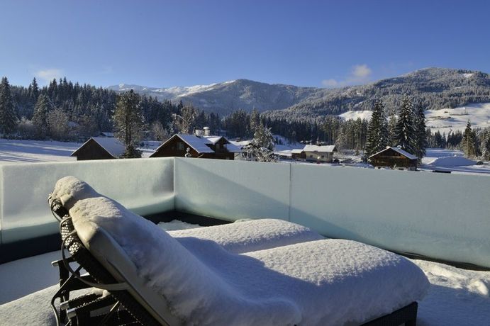 Imagen de los exteriores del Hotel Berg & Golf Resort Westendorf by ALPS RESORTS. Foto 11