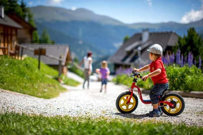 Imagen general del Hotel Berg- and Erlebnis-Resort MarktlAlm - Chalets and Lodges. Foto 4