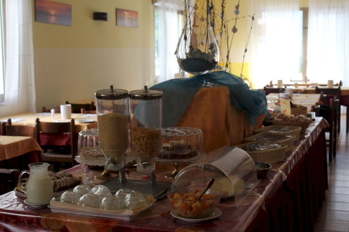 Imagen del bar/restaurante del Hotel Bergamo. Foto 4