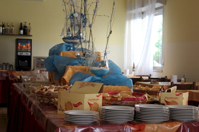 Imagen del bar/restaurante del Hotel Bergamo. Foto 15