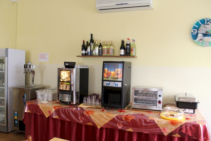 Imagen del bar/restaurante del Hotel Bergamo, Rimini. Foto 9
