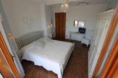 Imagen de la habitación del Hotel Bergamo, San Bartolomeo al Mare. Foto 3