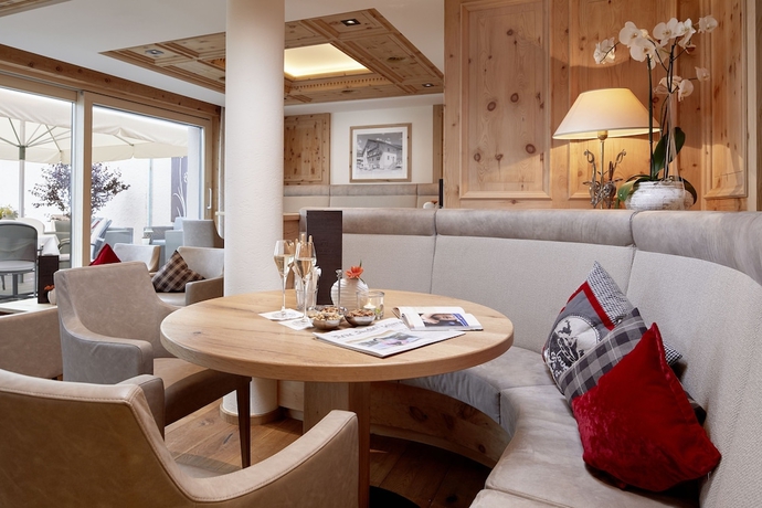 Imagen de los interiores del Hotel Bergblick, Fiss . Foto 18