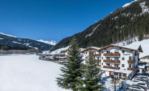 Imagen general del Hotel Bergblick, Pichl - Colle. Foto 7