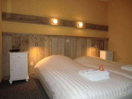 Imagen de la habitación del Hotel Bergen. Foto 15