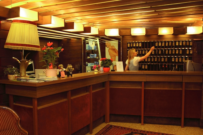 Imagen de los interiores del Hotel Bergers Sporthotel. Foto 5