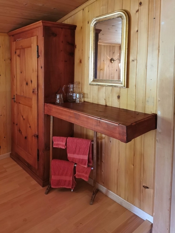 Imagen de la habitación del Hotel Berggasthaus Tschingelhorn - only accessible on foot (2 hour hike). Foto 11