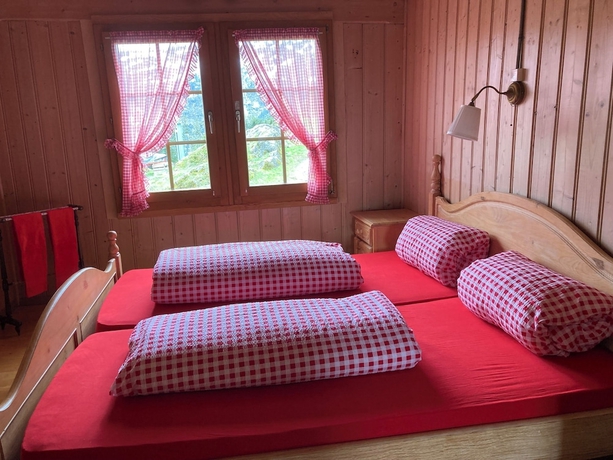 Imagen de la habitación del Hotel Berggasthaus Tschingelhorn - only accessible on foot (2 hour hike). Foto 12