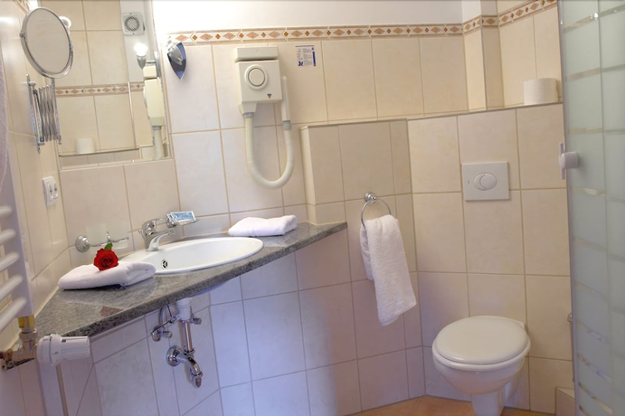 Imagen de la habitación del Hotel Berggasthof Adersberg. Foto 18