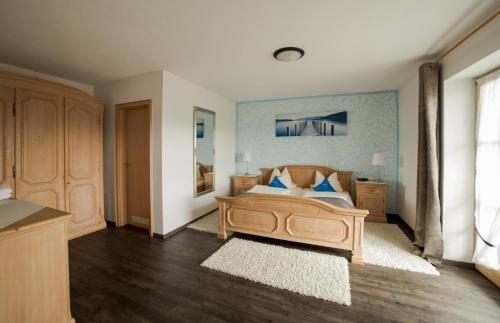 Imagen de la habitación del Hotel Berggasthof Weingarten. Foto 10