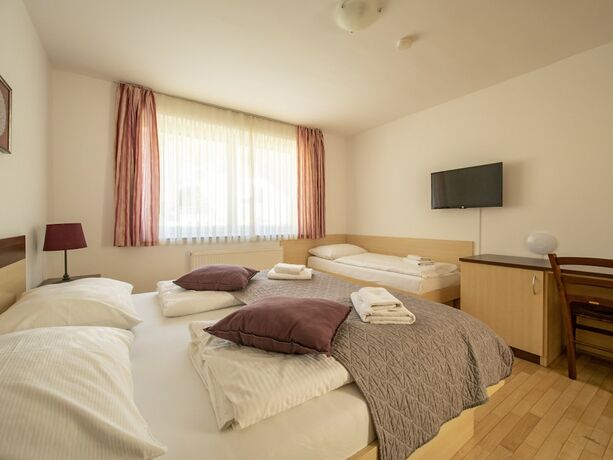 Imagen de la habitación del Hotel Berghi and Apartments. Foto 18