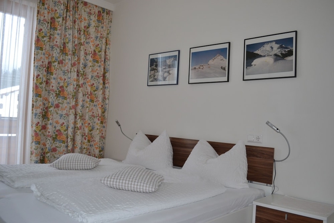 Imagen de la habitación del Hotel Berghof, Carintia. Foto 11