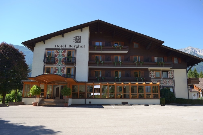 Imagen general del Hotel Berghof, Carintia. Foto 1