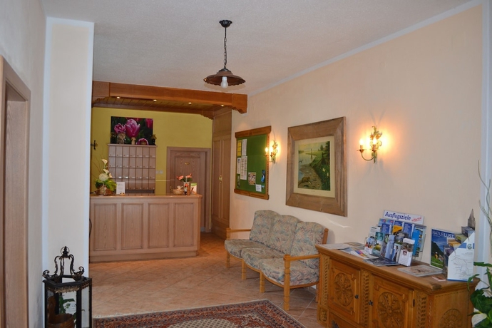 Imagen de los interiores del Hotel Berghof, Carintia. Foto 19