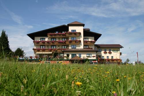Imagen de la habitación del Hotel Berghof Dachsteinblick. Foto 2