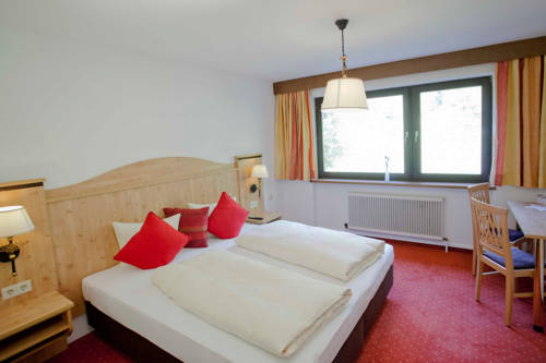 Imagen de la habitación del Hotel Berghof. Foto 14