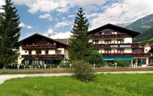 Imagen general del Hotel Berghof, NEUSTIFT IM STUBAITAL . Foto 1