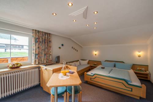 Imagen de la habitación del Hotel Berghotel Almrausch. Foto 2