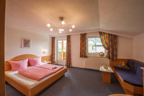 Imagen de la habitación del Hotel Berghotel Almrausch. Foto 4