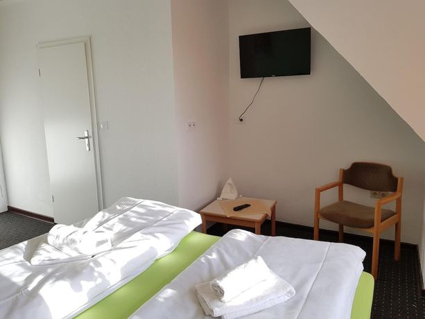 Imagen de la habitación del Hotel Berghotel, Bad Oeynhausen. Foto 3