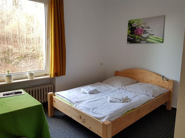 Imagen de la habitación del Hotel Berghotel, Bad Oeynhausen. Foto 4