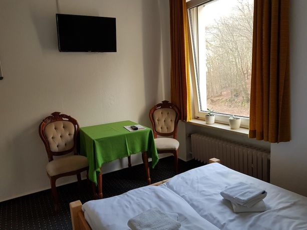 Imagen de la habitación del Hotel Berghotel, Bad Oeynhausen. Foto 5
