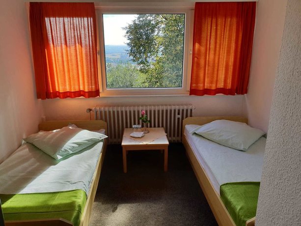 Imagen de la habitación del Hotel Berghotel, Bad Oeynhausen. Foto 10