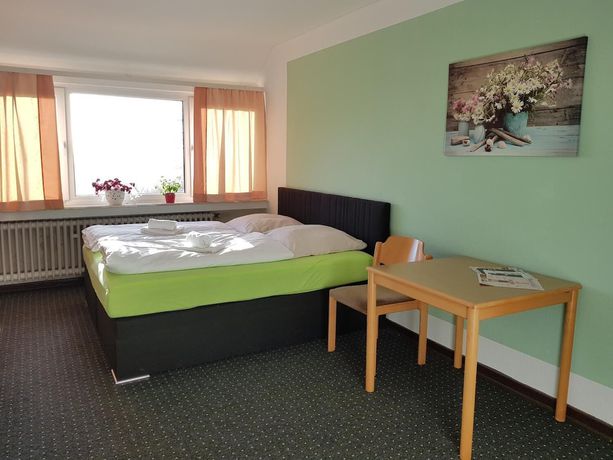 Imagen de la habitación del Hotel Berghotel, Bad Oeynhausen. Foto 14