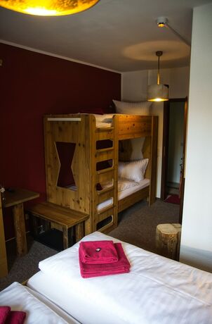 Imagen de la habitación del Hotel Berghotel B&auml;renstein. Foto 18