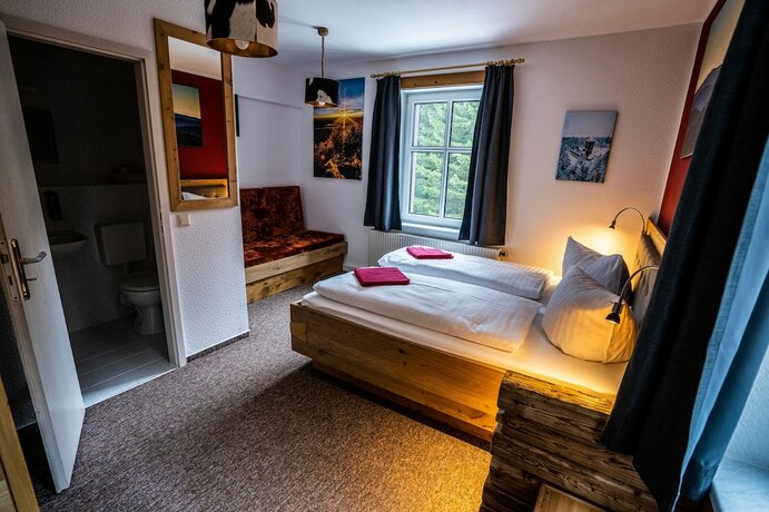 Imagen general del Hotel Berghotel B&auml;renstein. Foto 7