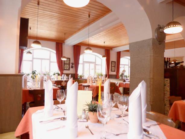 Imagen del bar/restaurante del Hotel Berghotel Franzensh&ouml;he. Foto 7