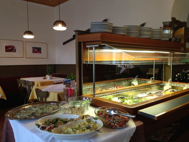 Imagen del bar/restaurante del Hotel Berghotel Franzensh&ouml;he. Foto 9