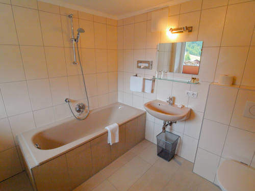 Imagen de la habitación del Hotel Berghotel Gstrein. Foto 5