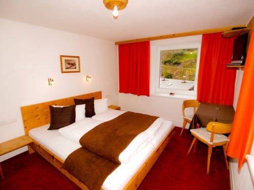 Imagen de la habitación del Hotel Berghotel Gstrein. Foto 16